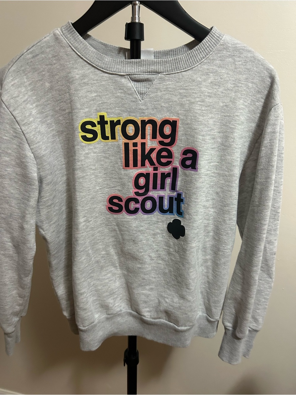 Girl Scout Gray 'Strong Like a Girl Scout' Crewneck Sweatshirt
